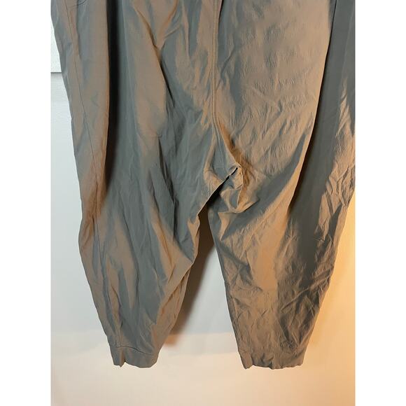 Athleta Trekkie North Jogger Green Mountain Olive Athletic Pants Women's SZ 24W - Picture 14 of 14